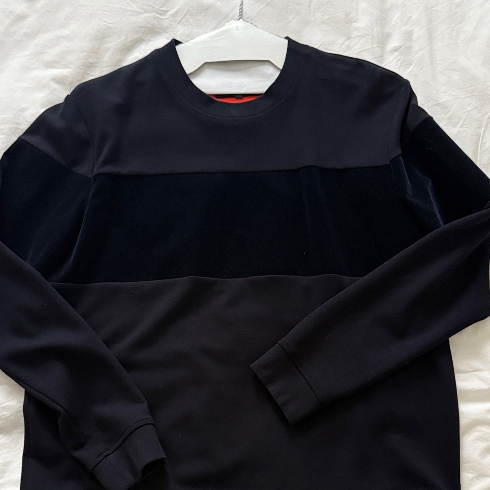 Ted Baker Navy Sweatshirt w Velvet inlay.